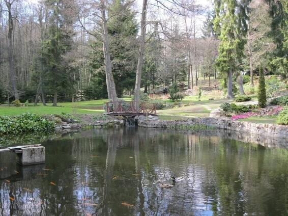 KAVÁRNA LUNA PARK, Marianske Lazne - Restaurant Reviews, Photos & Phone Number - Tripadvisor