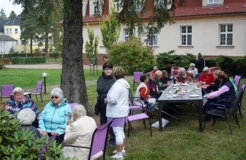 Jubileum slavily všechny tři vily Domova důchodců v Jindřichovicích pod Smrkem | Aktuality | Liberecký kraj 