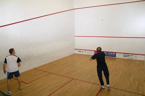 Galerie - První kolo 3. ligy ČASQ 17.10.2009 - Squash Ohradní, Ohradní 1440/2a, Praha 4