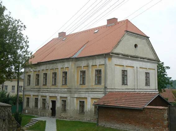 Soubor:Brankovice - fara.jpg – Wikipedie