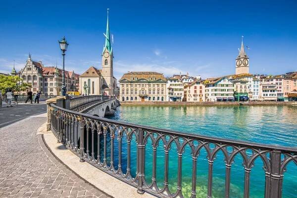 Zájezd | Švýcarsko-německo-francouzské trojmezí + VADUZ + BODAMSKÉ JEZERO | Radynacestu.cz
