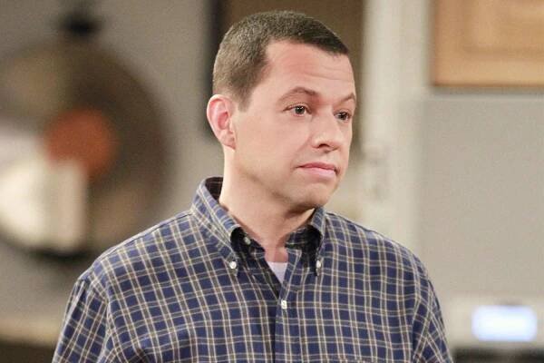 Jon Cryer reflects on 'internet s—storm' of working with Charlie Sheen on 'Two and a Half Men'