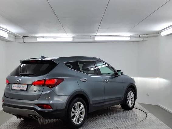 Hyundai Santa Fe 2,2 CRDi Style 4x4 Auto