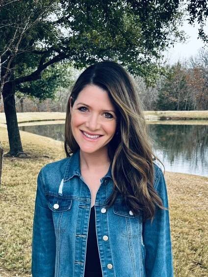 Emily Davis headshot -2025