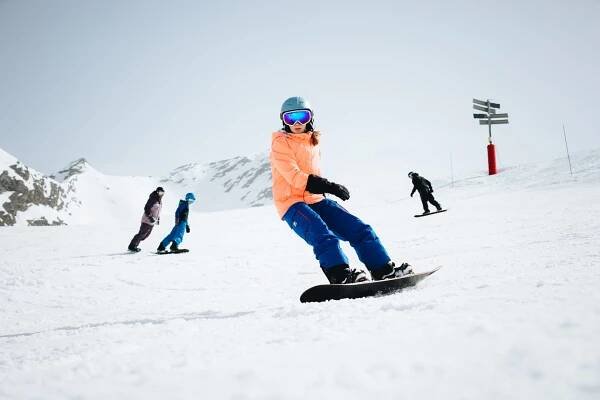 Children Group Snowboard Lessons