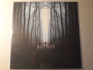 LP_Seven – Můry