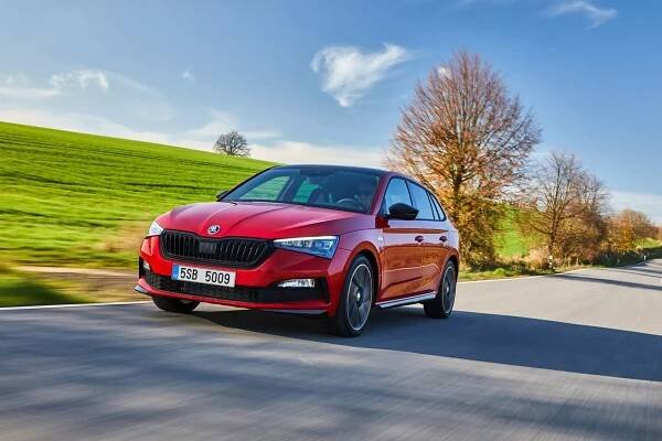 ŠKODA přináší další způsob financování nákupu vozu přes internet