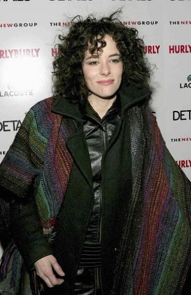 2005 Parker Posey