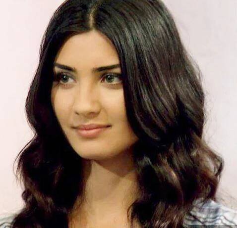 Tuba Büyüküstün