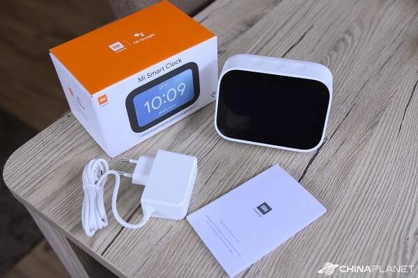 Recenzia Xiaomi Mi Smart Clock - inteligentné hodiny s Google Asistentom