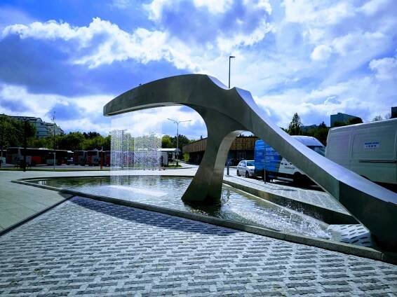 Fontána AB Roztyly Plaza, Praha - Fontány, kašny a jezírka | KTS-AME