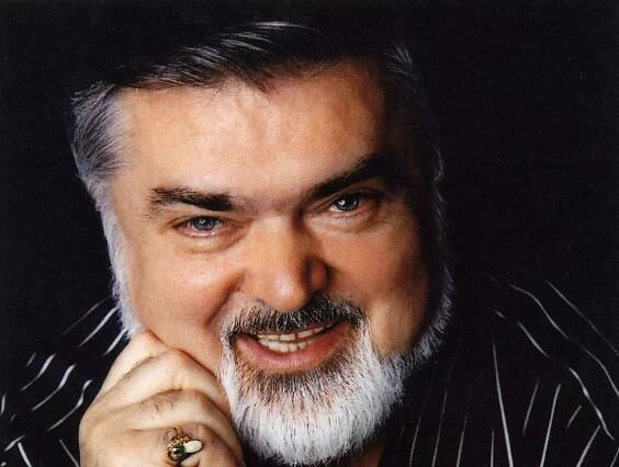 PETER_DVORSKY