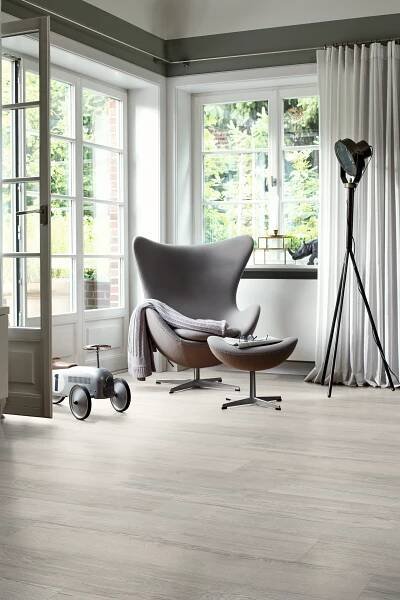 Egger Laminátová podlaha Classic EHL145 dub Elva šedý 1292 x 193 x 10 mm