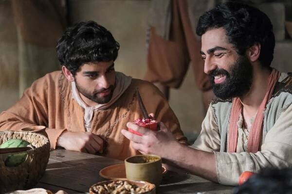Paras Patel, Reza Diako - Vyvolení - Klid před bouří - Z filmu