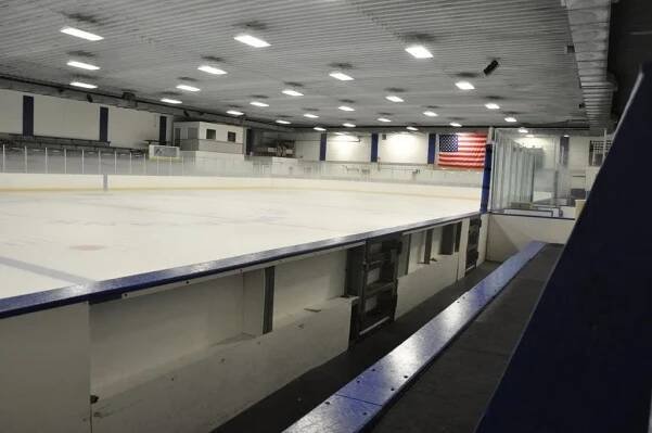 Contact — MINNEHAHA SKATING SCHOOL