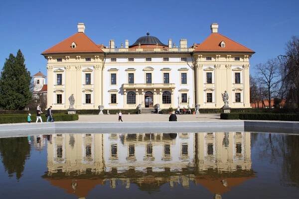 THE 10 CLOSEST Hotels to Komořany u Vyškova Station, Slavkov u Brna