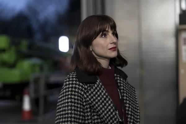 Franšíza - Scéna 36: Neviditelná sbíječka - Z filmu - Aya Cash