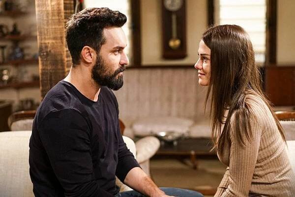 Sen Anlat Karadeniz - Episode 11 - Z filmu - Ali Ersan Duru, Gülper Özdemir