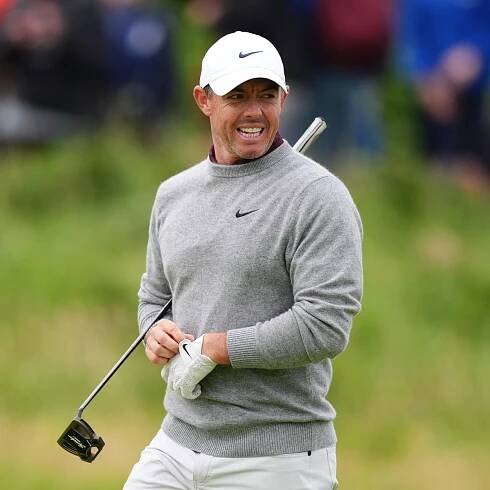 Rory McIlroy in the mix as Matt Fitzpatrick shares Open lead after first-round