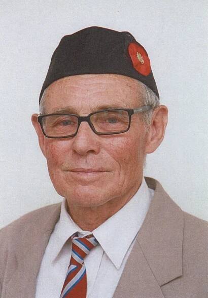Luboš Toušek (1937)