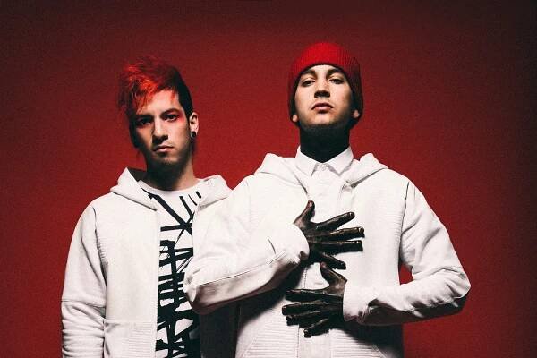 TWENTY ONE PILOTS SE VRACÍ DO PRAHY! – coremusic.cz