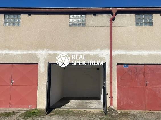 Prodej garáže, 19 m² | REAL SPEKTRUM BLANSKO, realitní kancelář, více než 30 let na trhu s nemovitostmi, reality Blansko
