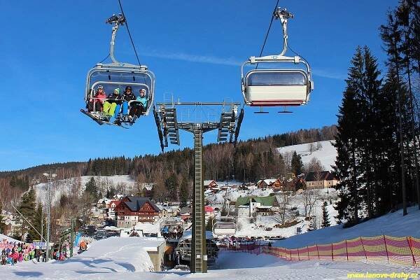 Sedačková lanovka Albrechtice - Tanvaldský Špičák 2 (výstavba)