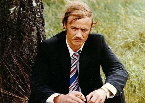 Pavel Nový z komedie S tebou mě baví svět slaví 75: Přežil svou vlastní smrt!