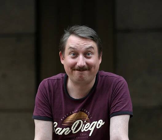 Ostrava mi dala morální kompas, říká herec Robert Mikluš