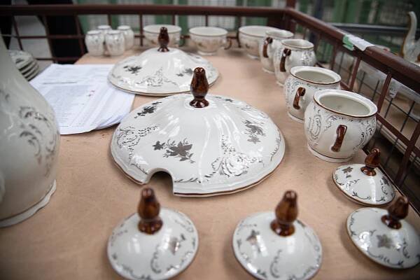 FOTO: Jak se vyrábí český porcelán