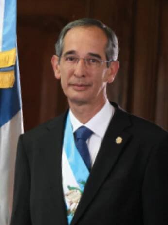 Álvaro Colom - Wikipedia