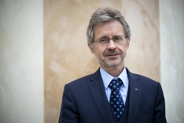 „Být lokajem nezlepší pozici na čínském trhu.“ Vystrčil pojede na Tchaj-wan, přizvat chce i vdovu po Kuberovi