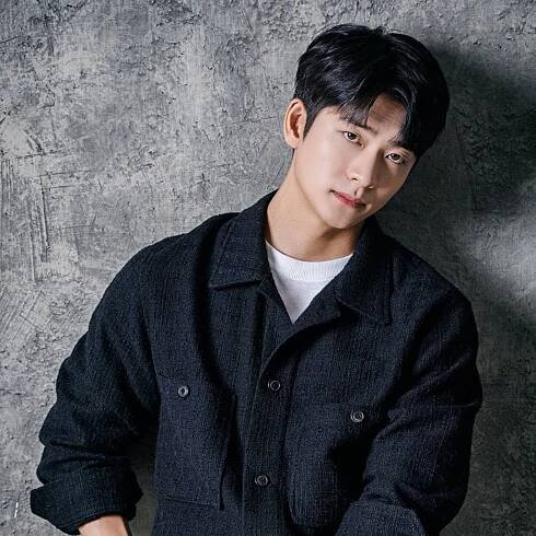 Kang Tae Oh 12