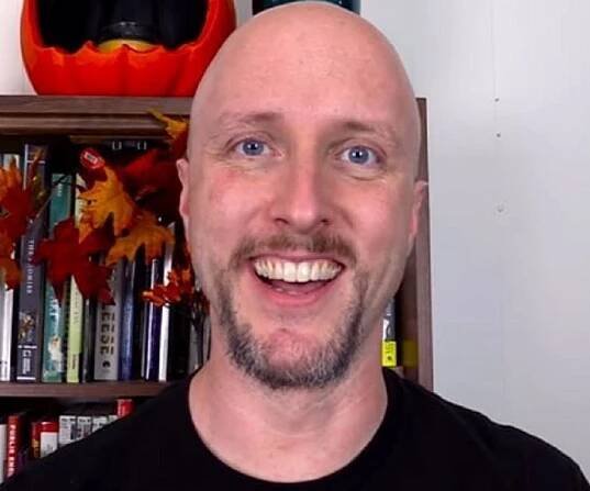 Doug Walker Biography - Facts, Childhood, Family Life & Achievements