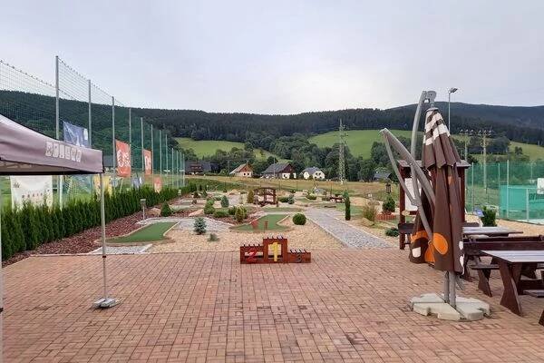 Adventure golf Deštné foto 1