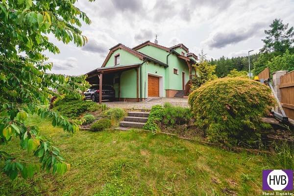 Prodej RD 6+KK/G na pozemku 933m2 v obci Zbiroh okr. Rokycany | Reality.iDNES.cz 