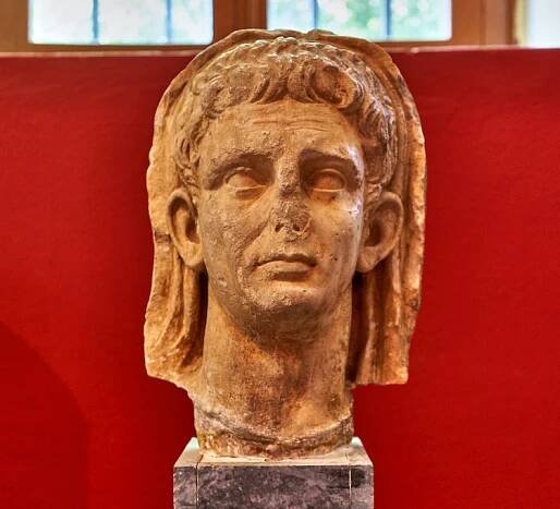 10 Facts About Emperor Claudius