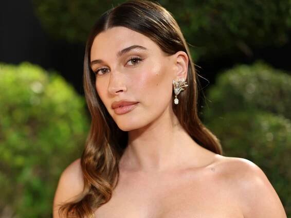 Hailey Bieber's Latest Look Came Straight From '90s Cindy Crawford—See the Photos