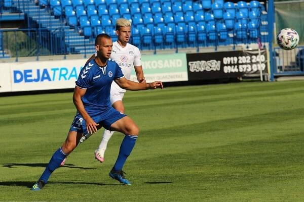Slovácko v přípravě dál vítězí. Výhru v Senici trefil Navrátil