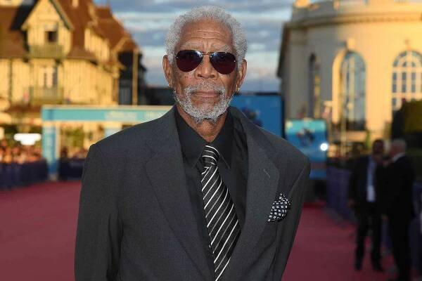 Morgan Freeman Walks First Red Carpet Since Sexual Harassment Allegations Were Made Public