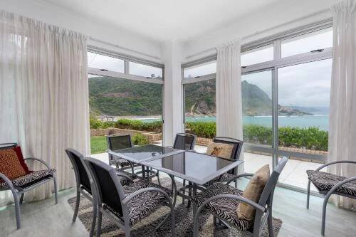 balkon/terasa, Vic Bay Beach House in Victoria Bay