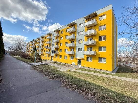 PRONAJATO Pronájem bytu 1+kk, Milovice, ul. Spojovací