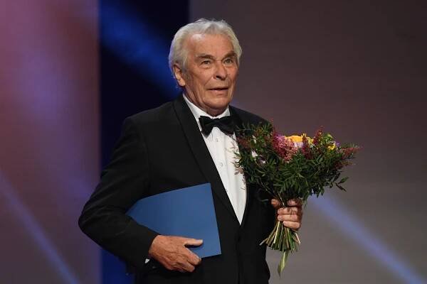 Ve věku 85 let zemřel herec a dabér Alois Švehlík