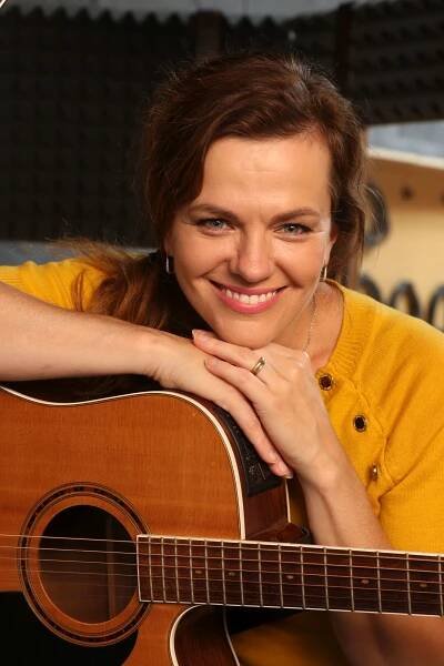 Marta Jandová vydá prvý sólový album BARVY | CS MUSIC