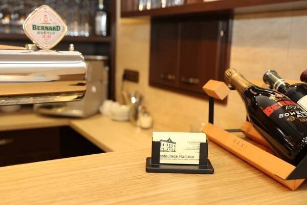 Nový nájemce otevřel po rekonstrukci Restauraci Radnice - Městys Mlázovice