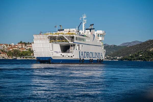 Find out more about Jadrolinija's ships - Ferry Hanibal Lucić | Jadrolinija