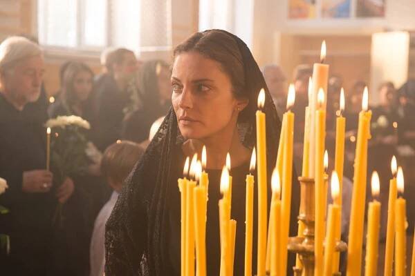 Teodora Duhovnikova - Neporazitelný: Návrat krále - Z filmu