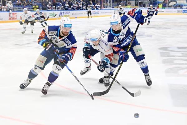 HC Kometa Brno » Reportáž ze zápasu: Kometa - Plzeň 4:3sn » Kometa porazila Plzeň po nájezdech a slaví důležité dva body