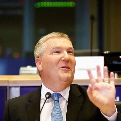 EU Commissioner for Democracy: serious concerns about rule of law situation in Hungary