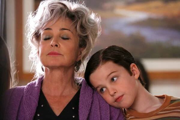 Annie Potts, Iain Armitage, Young Sheldon
